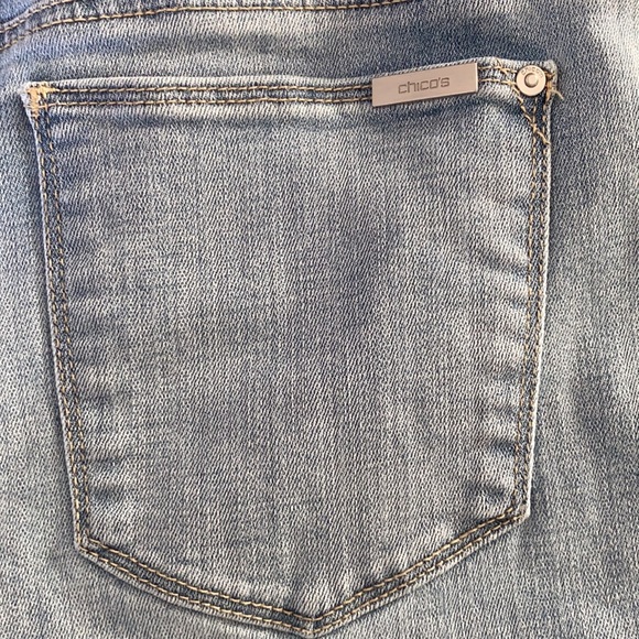Chico’s So Slimming Girlfriend Slim light wash Ankle jeans Size 1T (8Tall) - Picture 10 of 11